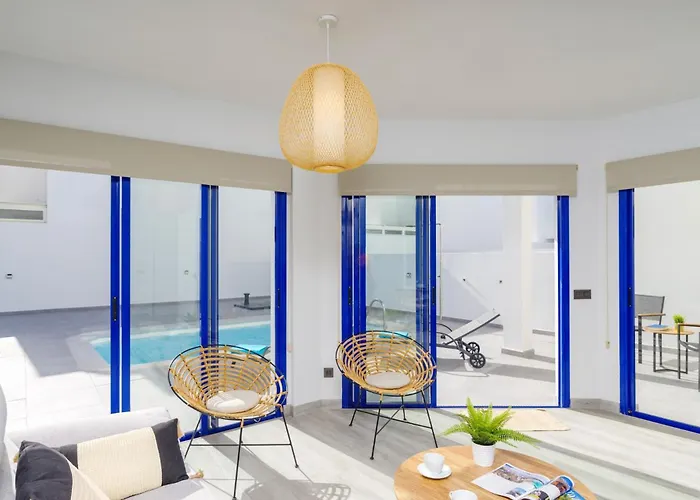 Montalban By 普拉亚布兰卡